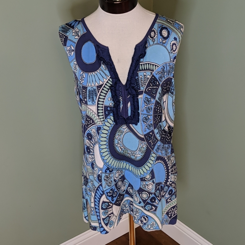 AUGUST SILK women's V neck sleeveless tunic.